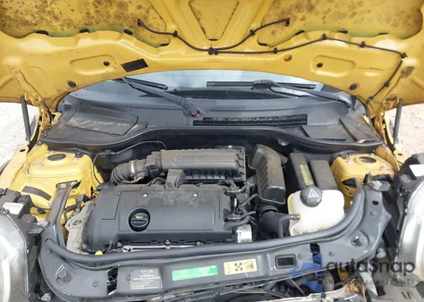 2008 Mini Cooper z USA, uszkodzony, nr VIN WMWMF33588TT62528